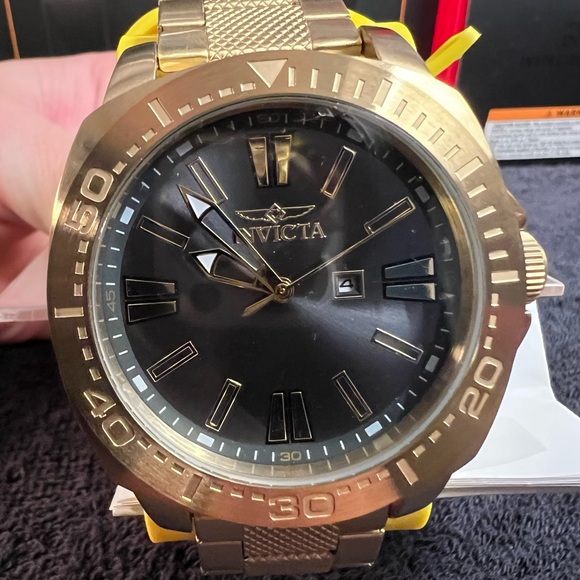 Invicta Speedway Men’s Watch-46mm MOD-48934 Gold & Black Dial (NWT) - Picture 5 of 11